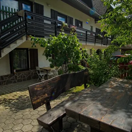 Bed & Breakfast The Village Rest - Gorenjska 3*
