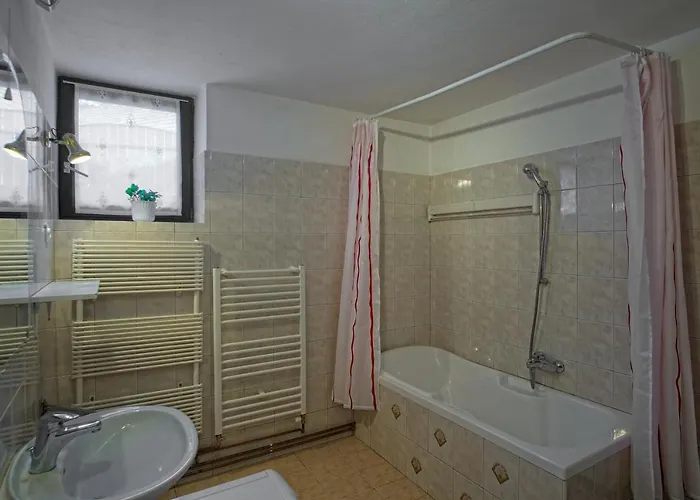 The Village Rest - Gorenjska Bed and breakfast Brezje